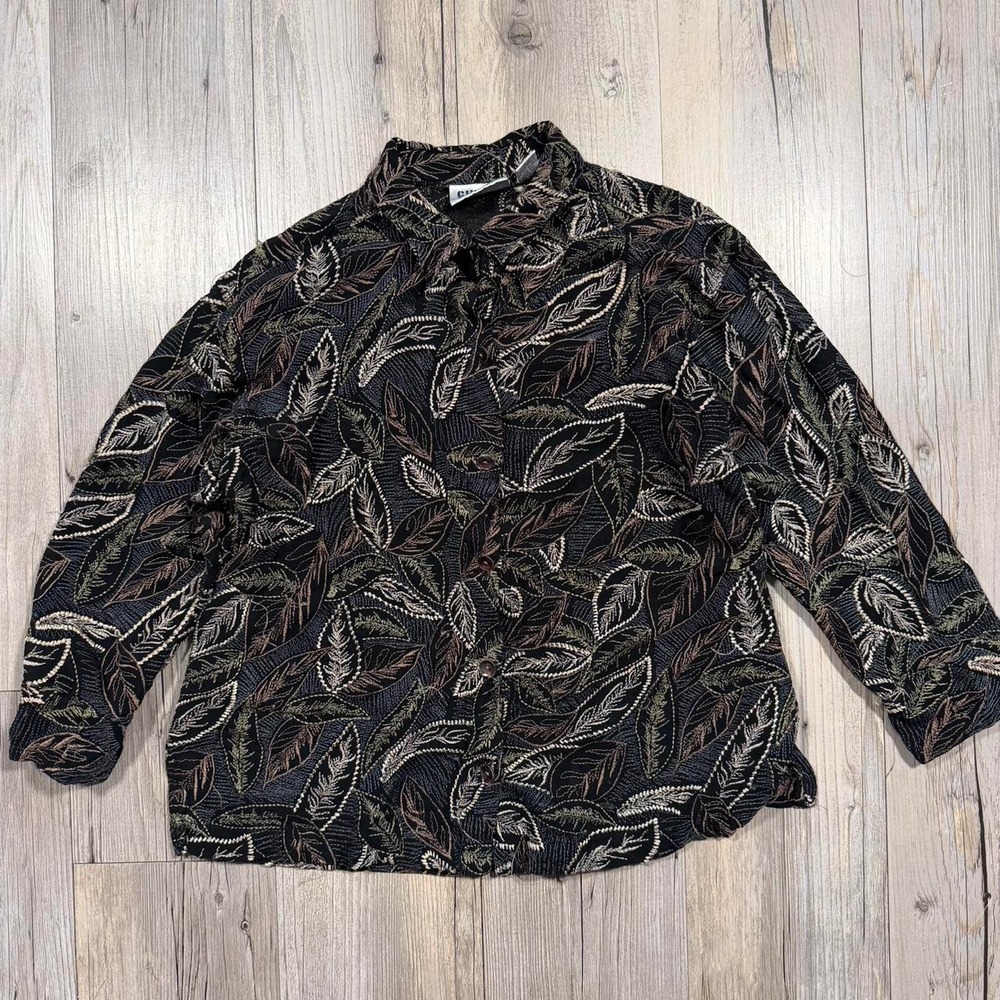 Chico's Design topical button-up shirt